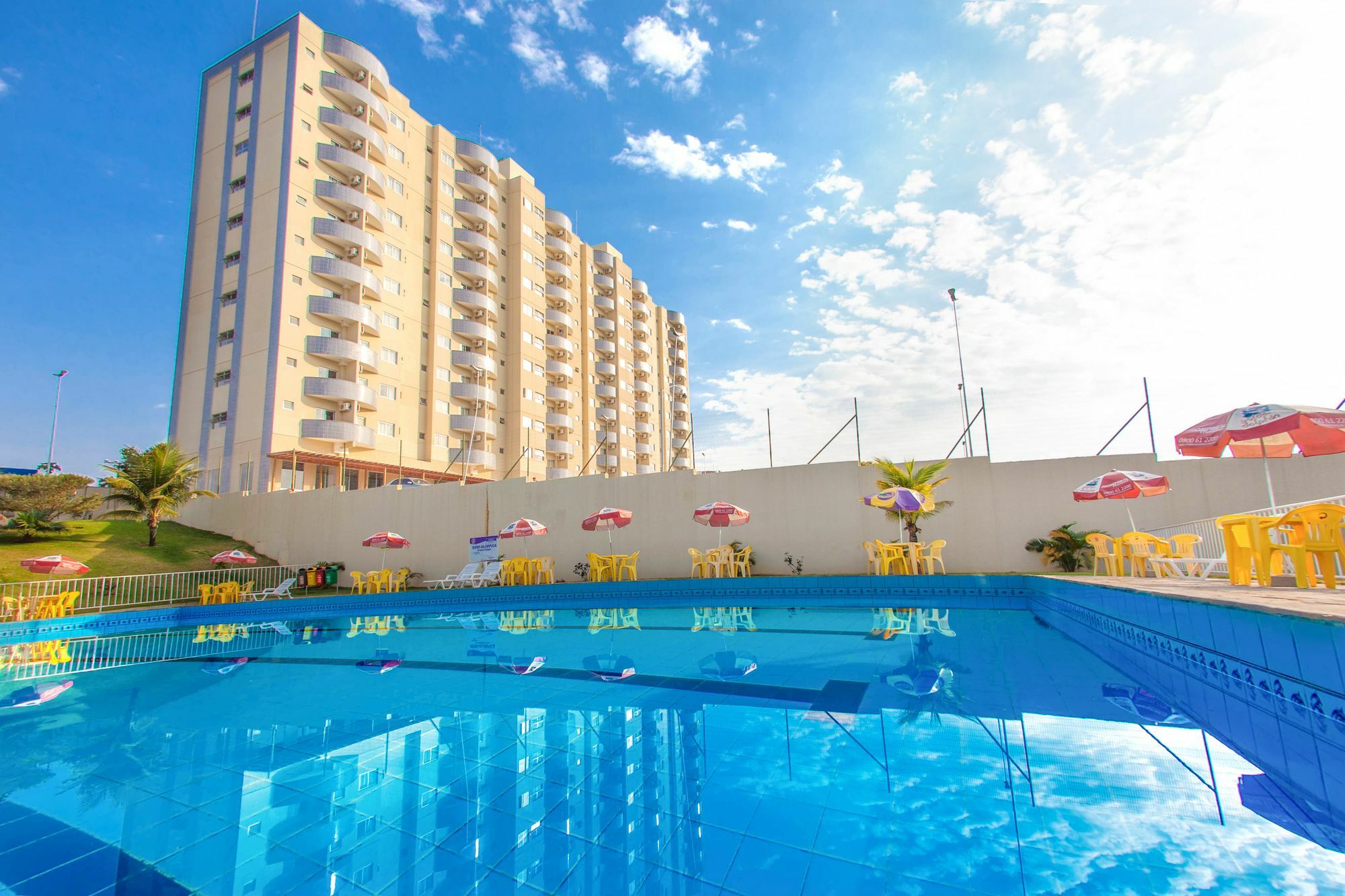 Golden Dolphin Express - Flat Apartment Caldas Novas Exterior photo