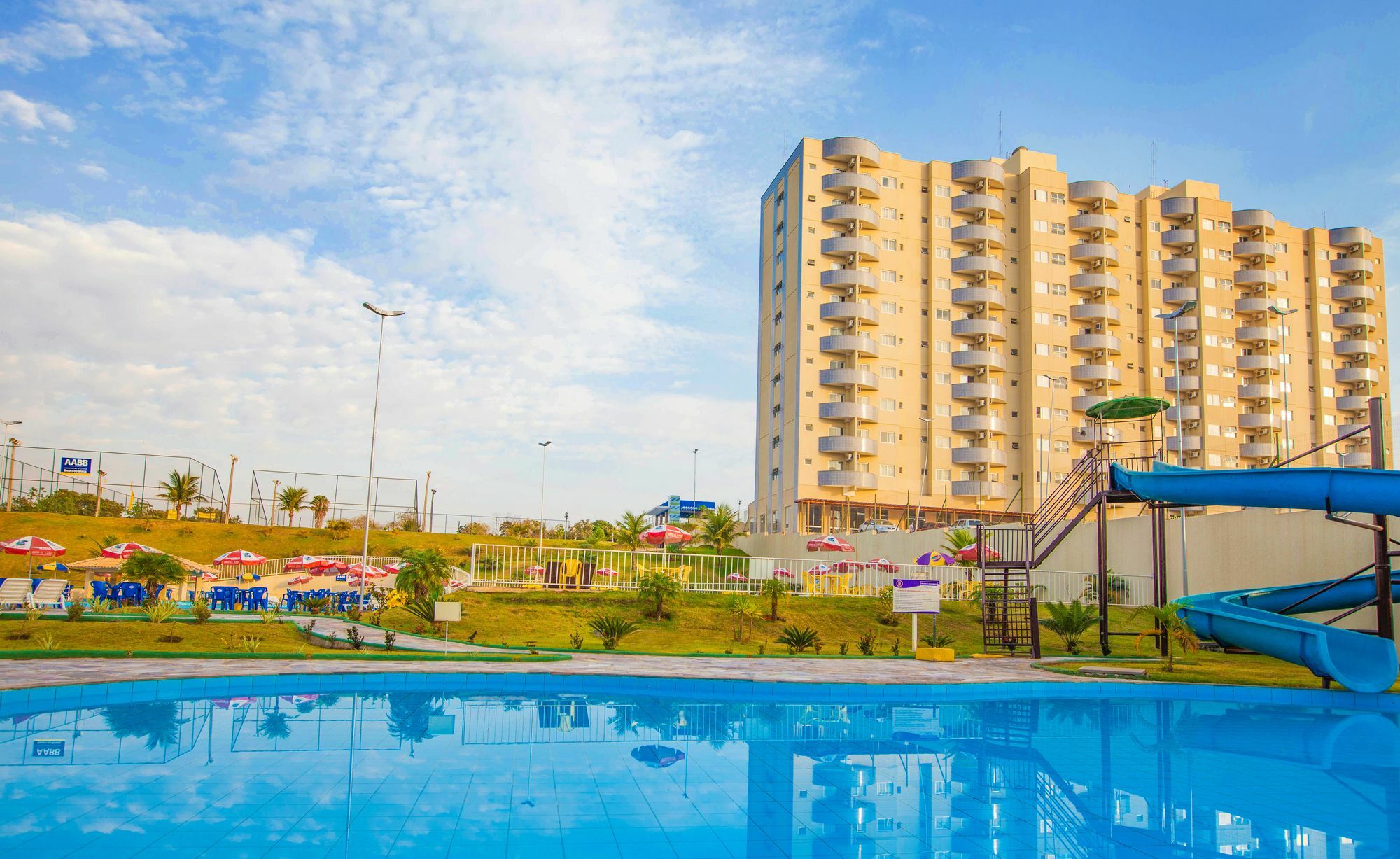 Golden Dolphin Express - Flat Apartment Caldas Novas Exterior photo